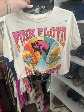 Pink Floyd White Crop Tee with Multicolor Retro Graphic